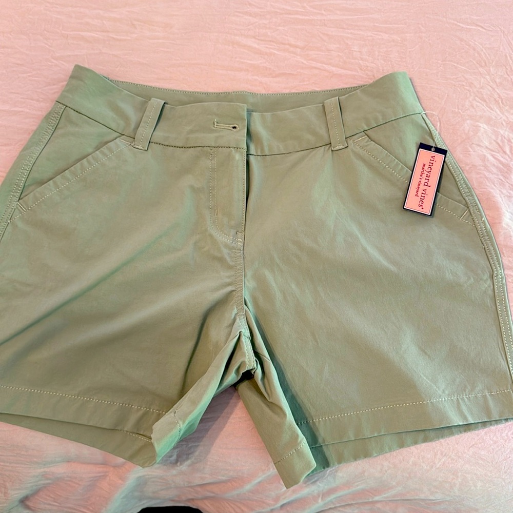 Vineyard Vines 5” Performance Shorts Khaki